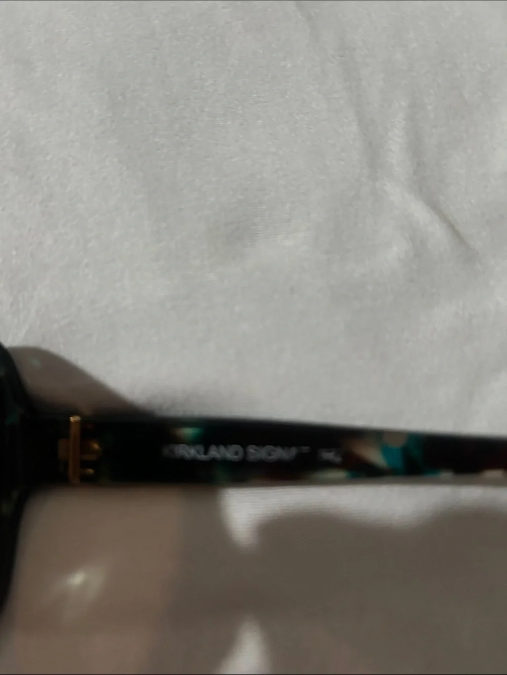 Kirkland Signature Tortoiseshell Sunglasses with Teal Highlights